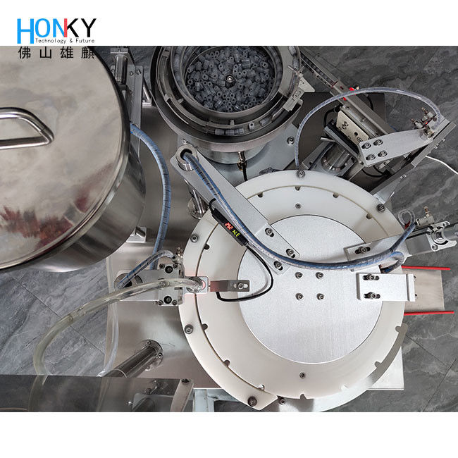 آلة تعبئة حقنة 10 مل مع نظام التحكم الشفهي لعدم وجود عفن و المكونات الهوائية من ماركة تايوان