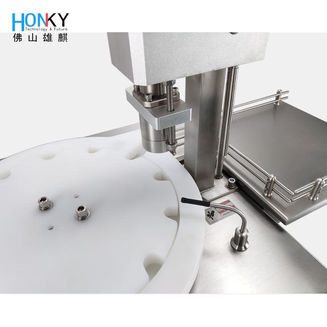 آلة ملء مائية نصف أوتوماتيكية 5 مل مع وظيفة التشنج لملء مستحضرات التجميل الأساسية